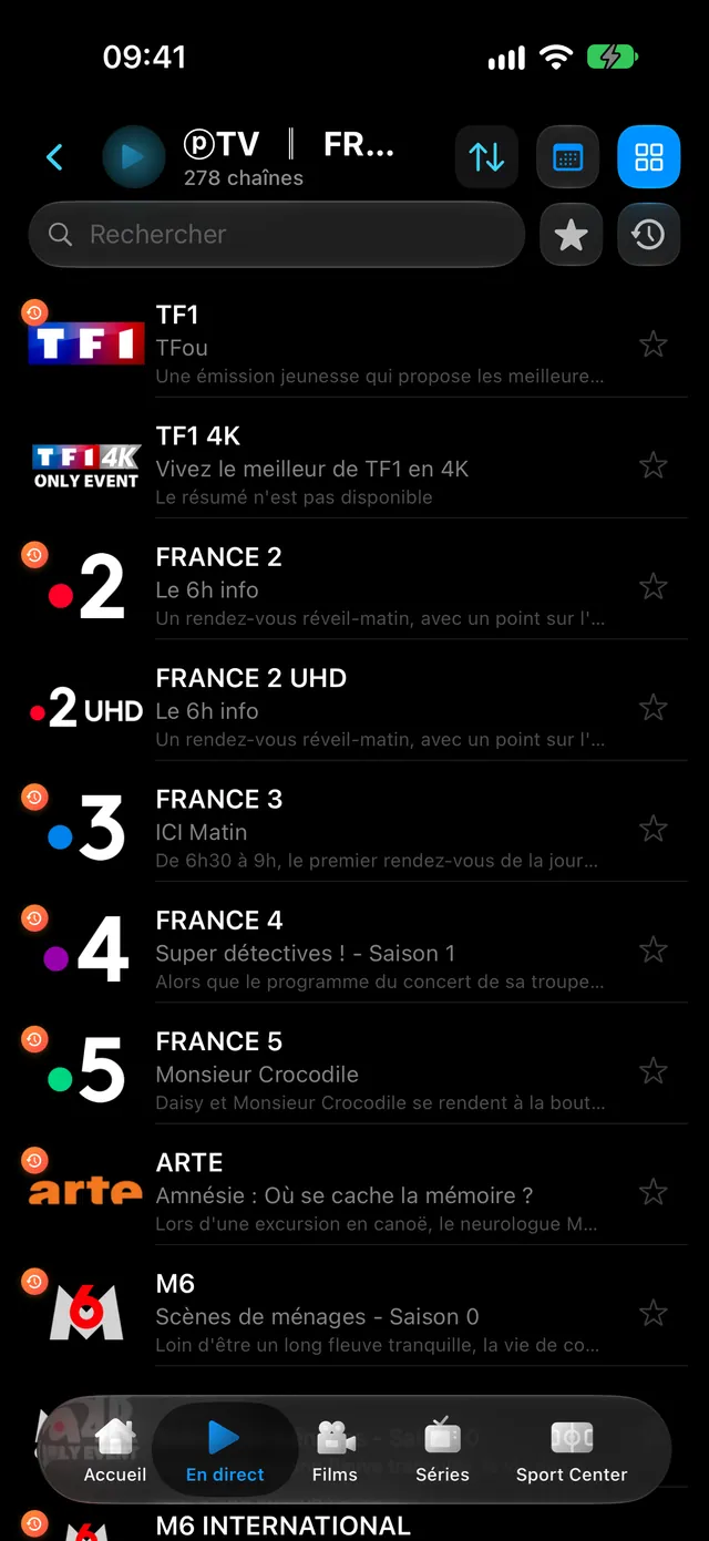 iPhone — Le direct en grille. Logos, programme en cours et progression.